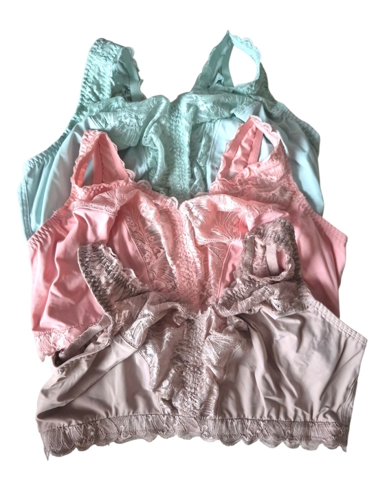 Breezies Other - Breezies Soft Support Lace Wirefree Bras 1X Set of 3 Pastel UltimAir Romantic
